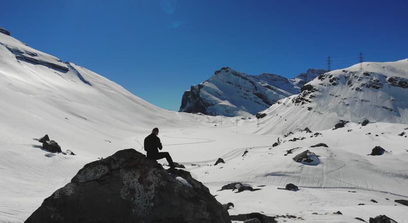 How To Choose The Best Waterproof Fabrics For Ski Jackets